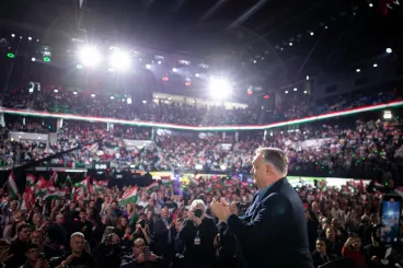 Orbán karácsony előtt még gyorsan a TV2-ben is felmondta, milyen világ jön szerinte, ha a Tisza nyer