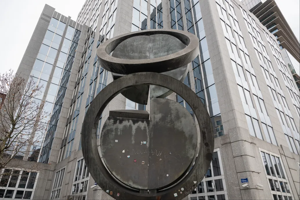 A magyar kormány most nem babrált a kézifékkel, meghosszabbították a gazdasági szankciókat