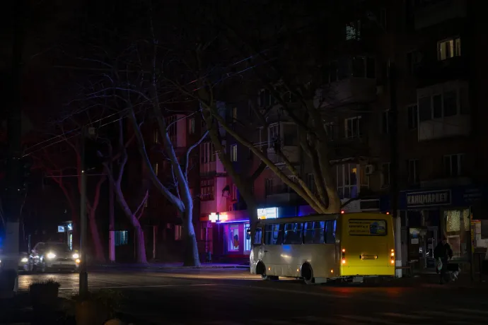 24 órán belül másodszor támadták Odesszát az oroszok, a cél az lehet, hogy elvágják Ukrajnát a Fekete-tengertől