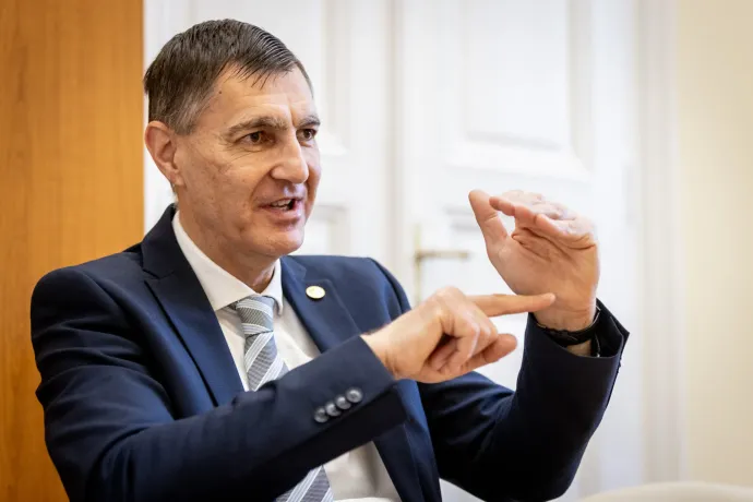 "Ne siessenek az alapszak után dolgozni" – Fotó: Tuba Zoltán / Képszerkesztőség