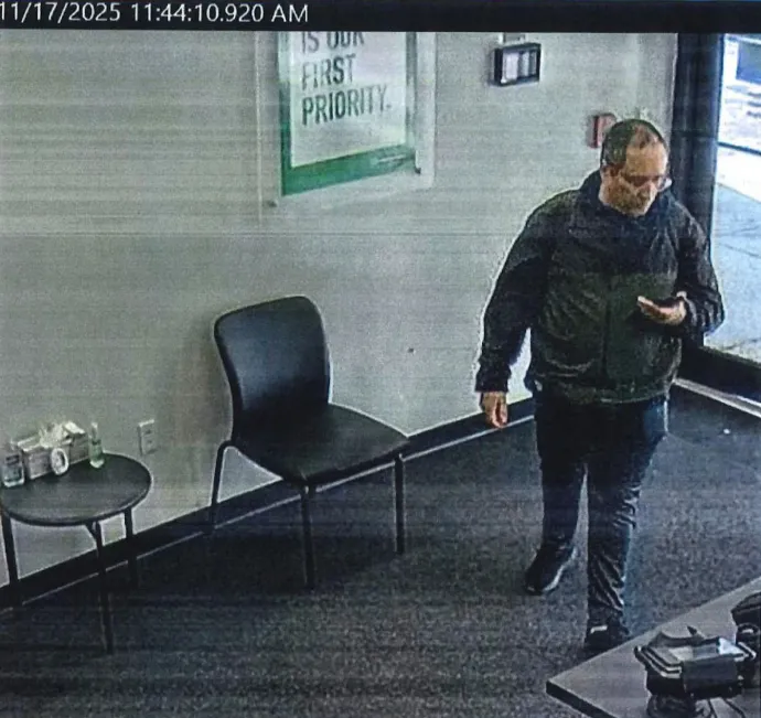 Claudio Neves Valente egy térfigyelő kamera felvételén – Fotó: Providence Police / Reuters