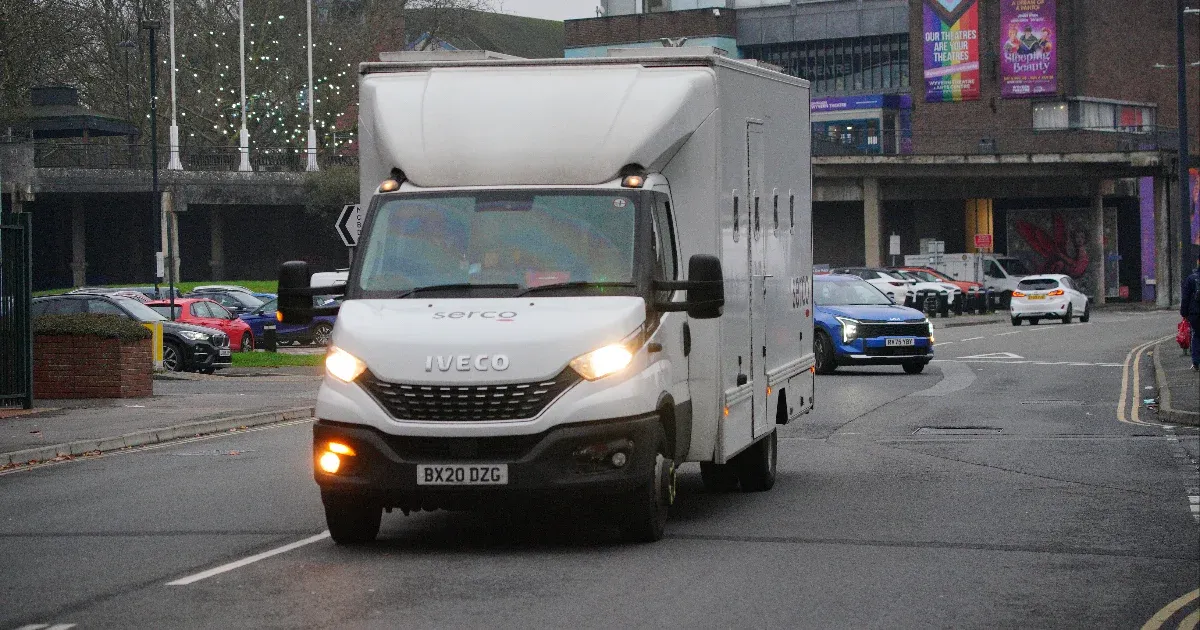 Egy brit férfi 13 éven át kábíthatta el és erőszakolhatta volt feleségét, vádat emeltek ellene