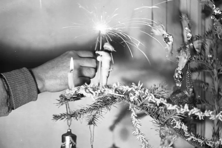 Amikor az egész évben kulcsra zárt tálalóból is előkerültek a rejtett kincsek