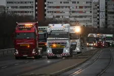 Utolérték korábbi döntései a kormányt, ezért drágul tovább Európa legmagasabb útdíja