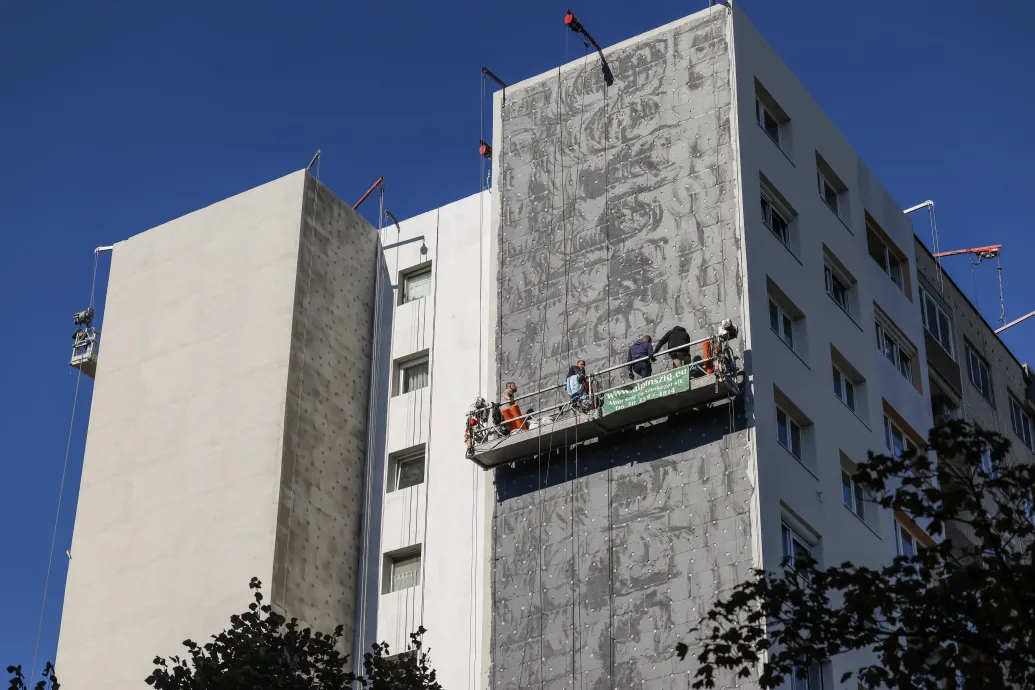 Karácsonyi Magyar Közlöny: 322 ezer forintra nő a minimálbér, változnak az 1 millió forintos otthontámogatás feltételei – Forrás: Telex.hu