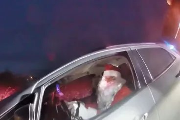 Gyorshajtás miatt állították meg a Mikulást Amerikában