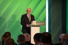 Az RMDSZ elnöke elítélte a Beneš-dekrétumok megkérdőjelezését börtönnel büntető szlovákiai törvényt