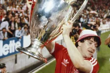 Meghalt John Robertson kétszeres BEK-győztes skót futballista