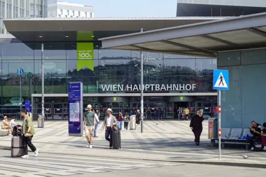 Magyar nő pofozott meg egy rendőrt Bécsben