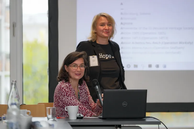  Caroline Hélène Martin, Anna Alboth és Anna Mirga-Kruszelnicka a berlini képzés első napján – Fotók: Márkos Tamás / Transtelex