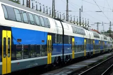 Elütött egy embert a szobi vonat Vácnál