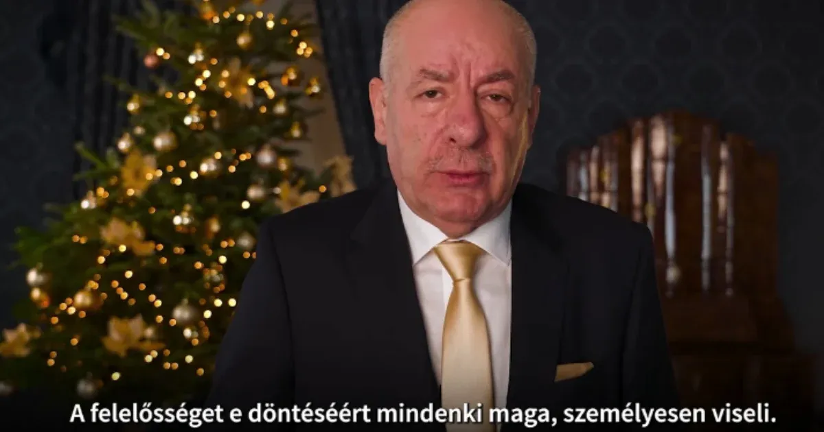 Sulyok Tamás karácsonyi beszéde után néhány perccel volt sajtófőnöke „féktelen pénzköltésről” posztolt, majd azt mondta, szerinte „ők a saját jólétükért gondoltak dolgozni”