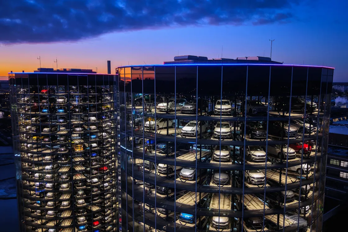 Mi lehel életet a német gazdaságba, miután mind a négy pillére megrogyott?