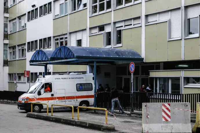 A karácsonyi vacsora okozhatott ételmérgezést egy olasz családnál, az anya és 15 éves lánya is meghalt