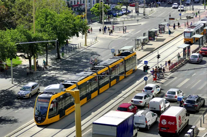 Összezördült Nagy Márton és a II. kerületi polgármester a Facebookon