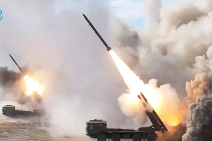 Kína rakétákat is bevetett a Tajvan körüli hadgyakorlat második napján