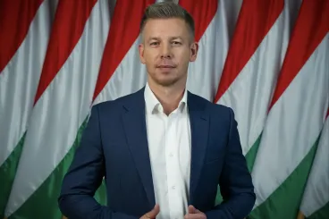 Magyar Péter kiegyezést, de elszámoltatást is ígért újévi beszédében