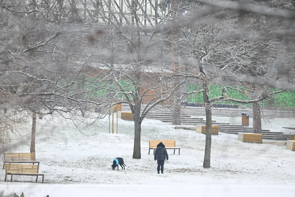 Délutánra már megszűnik a havazás és a nap is előbukkanhat