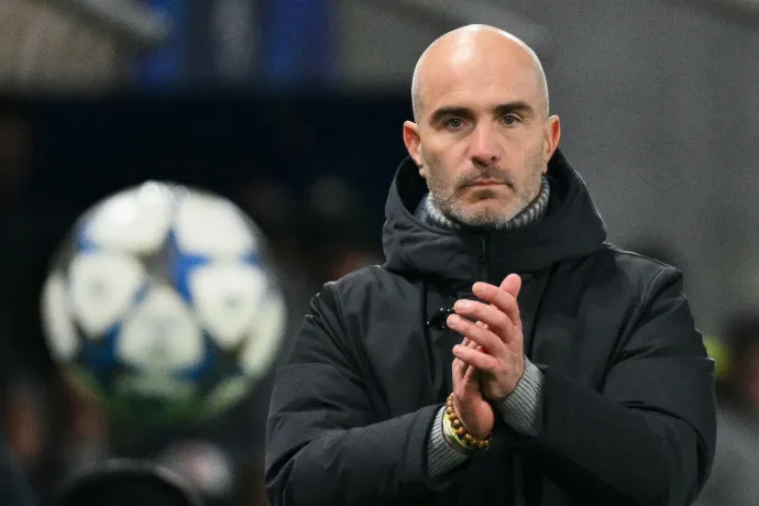 Már a hétvégi rangadó előtt távozott a Chelsea edzője