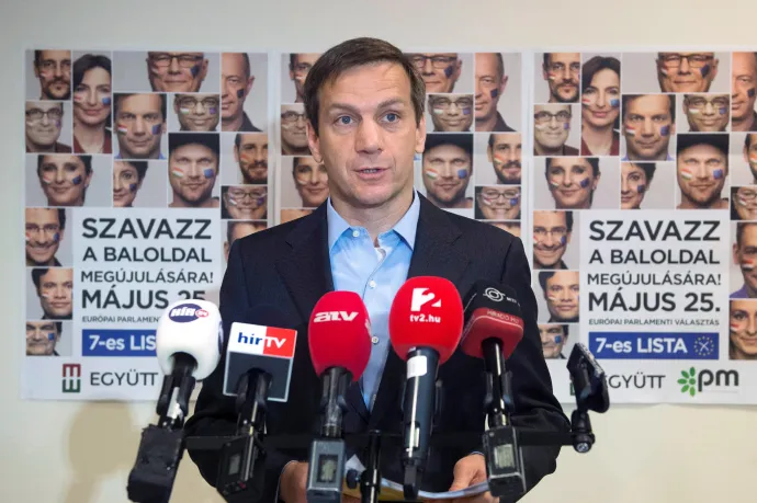 Bajnai szerint az Orbán-kormány arra készül, hogy egyszer kilépjen az EU-ból, csak ehhez nincs elég támogatottsága