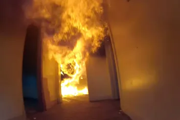 Flashover vagy tűzátcsapás, amikor rövid idő alatt minden lángba borul, ez történhetett a svájci síparadicsomban