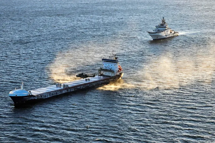 A finnek őrizetbe vették a távközlési kábelt megrongáló teherhajó legénységének két tagját