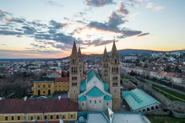 Három lakás az egyik legszebb városunkban, ahol az ár-érték-arány korrektnek mondható