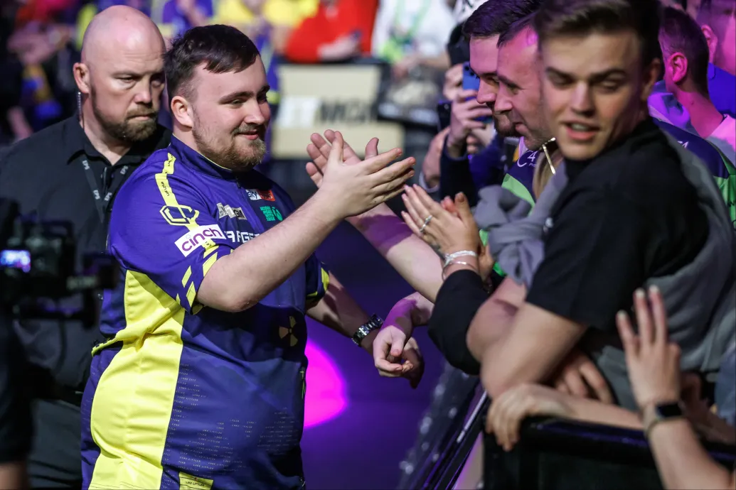 Darts-vb: a 18 éves Luke Littler második vb-címére hajt, komoly kihívót kapott