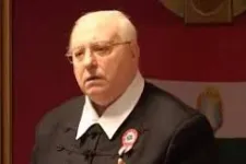 Meghalt Drábik János közíró