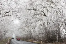 A nagy havazás mellett ónos eső is nehezítheti a közlekedést