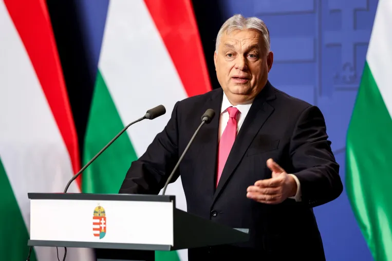 Orbán: The EU will fall apart on its own