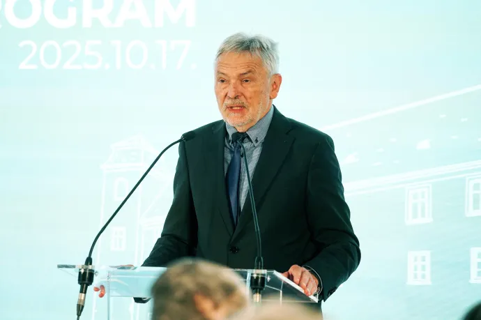 Mosonmagyaróvár polgármestere szerint minden háborús plakátot leszedettek a városban