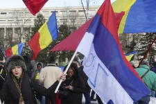 Megosztja a közvéleményt a szorosabb orosz gazdasági kapcsolatok kérdése, de a NATO-ban megbíznak