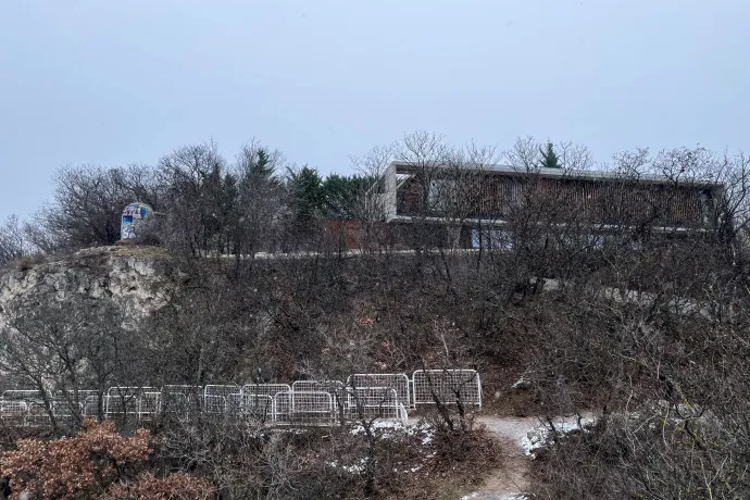 A bunker és a ház – Fotó: Tenczer Gábor / Telex