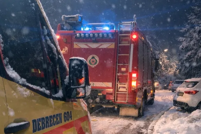 Vigyázzon, balesetek ezreit hozta az intenzív havazás