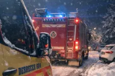 Vigyázzon, balesetek ezreit hozta az intenzív havazás