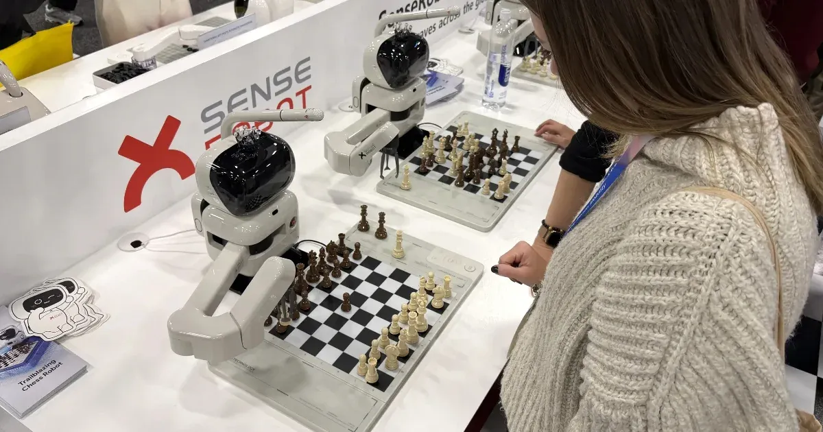 Szégyenszemre rommá alázott sakkban egy cuki robot