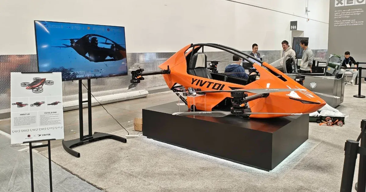 A gyártó szerint jogsi nélkül lehet majd száguldozni a CES-en bemutatott új repülő járgányokkal