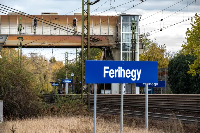 Kiírták a reptéri vasút közbeszerzését: perondíjat szedhet majd Ferihegyen az építtető