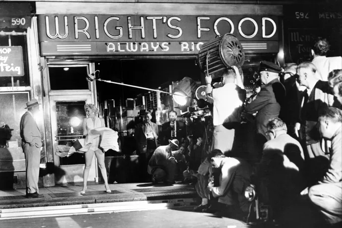 Marilyn Monroe leghíresebb jelenetét 14-szer rontották el a rajongók, végül négyezer kilométerrel odébb kellett újraforgatni