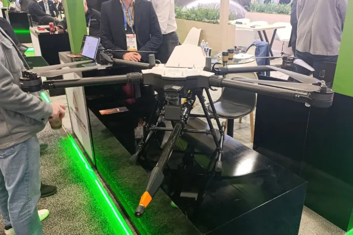 Az ABZ Innovations egyik drónja a 2026-os CES-en – Fotó: Nagy Nikoletta / Telex