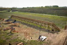 Gyanúsítottként hallgatták ki a lombkoronasétány ügyében a volt nyírmártonfalvai polgármestert