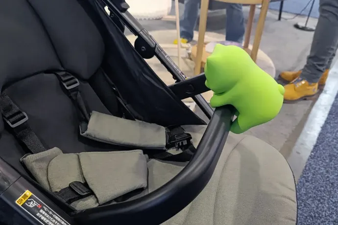 Egy Fufu babakocsira szerelve a 2026-os CES-en – Fotó: Nagy Nikoletta / Telex