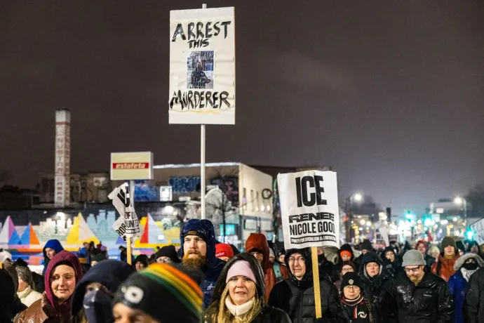 Fél évvel ezelőtt egy ICE-akcióban magával rántotta egy autó azt az ügynököt, aki Minneapolisban most egy hasonló helyzetben agyonlőtt egy nőt