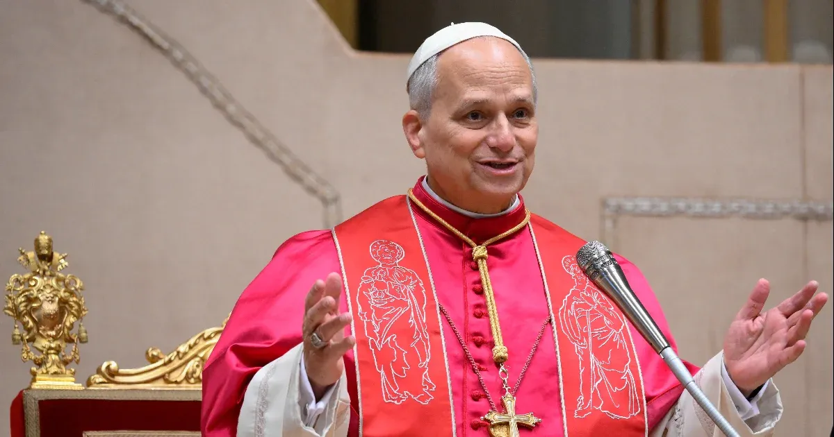 A pápa arról beszélt több ország nagykövete előtt, hogy a háború újra divatba jött