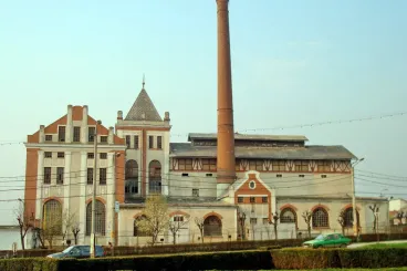 Eladó Torda ikonikus épülete, a több mint 200 éves egykori sörgyár