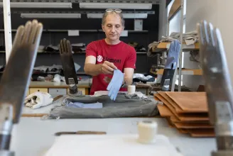 Ez nem is kesztyű, ez második bőr