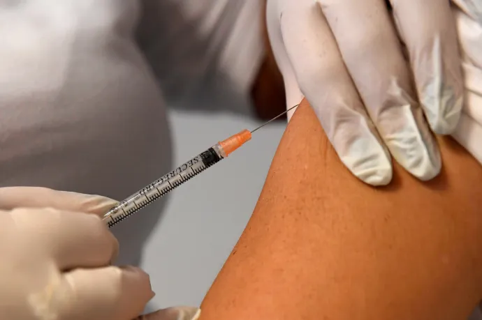 Tizenhatezer adag új oltóanyaggal készül az influenza terjedésére a Népegészségügyi Központ