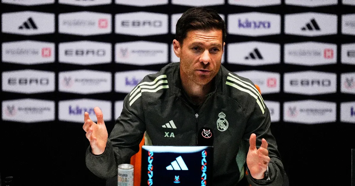 A Real Madrid szerződést bontott Xabi Alonsóval a Barcelonától elszenvedett vereség után