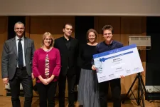 A 444 újságírója, Bábel Vilmos nyerte a Transparency-Soma Díjat, a zsűri a Telex több szerzőjét is kiemelte